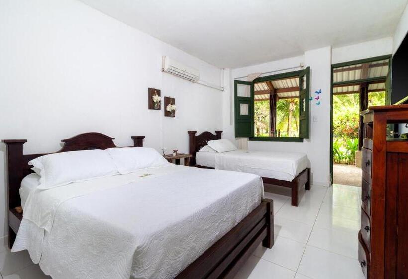 اتاق لوکس سه تخته, Ecohotel La Fortuna