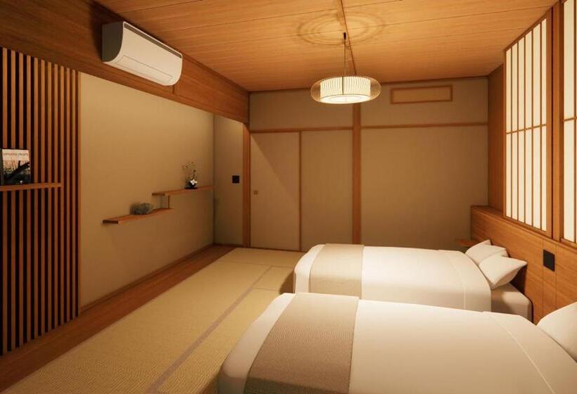 Трехместный Номер Superior, Ooedo Onsen Monogatari Premium Hotel Sokan