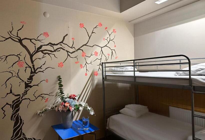 Номер Economy с общей ванной комнатой, Arkadia Hotel & Hostel