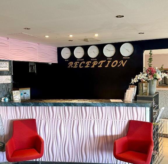 Кровать в Общей Комнате, Arkadia Hotel & Hostel