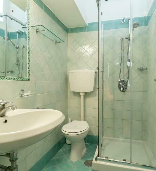 基本间, Albergo La Prora