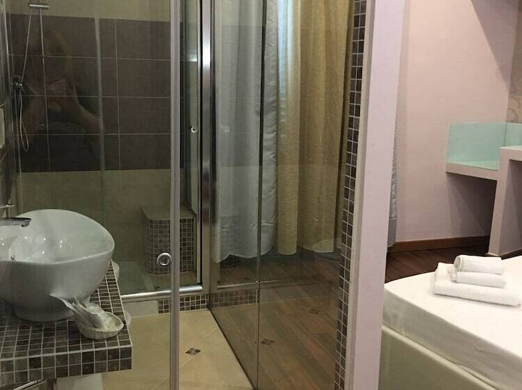 اتاق استاندارد سه نفره, Antico Hotel Moderno