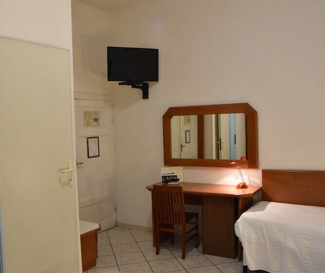 اتاق استاندارد سه نفره, Antico Hotel Moderno