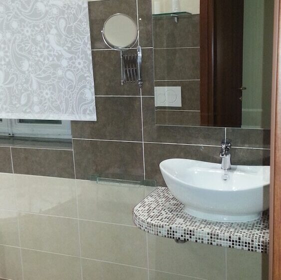 اتاق استاندارد چهار تخته, Antico Hotel Moderno
