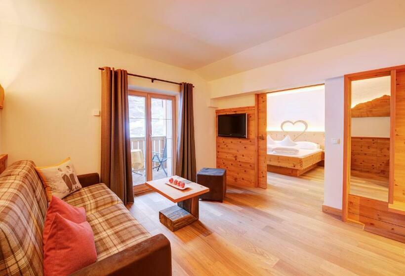 Полулюкс с Балконом, Montresor Hotel Pfeldererhof