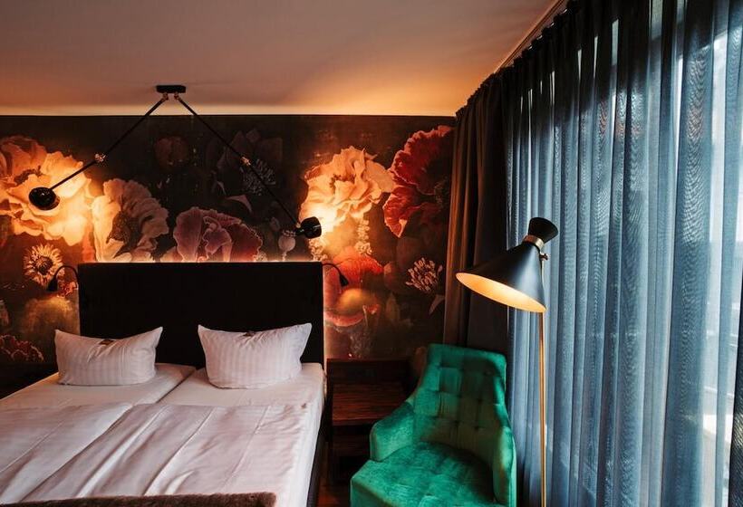Номер Deluxe Одноместный, Thehotel At Lippischer Hof