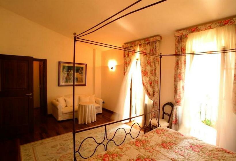 آپارتمان 4 خوابه, Villa Agostoli