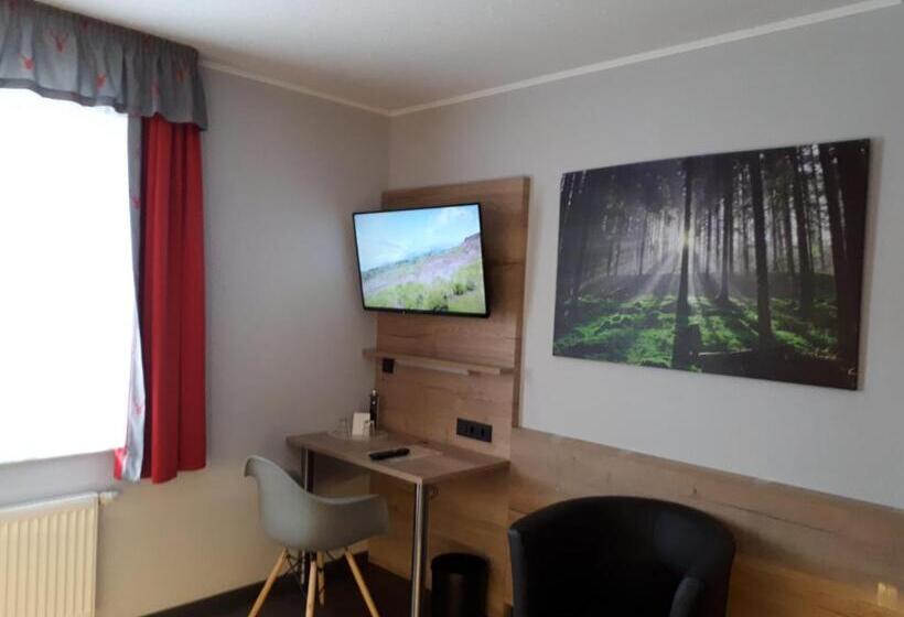 Номер Стандарт, Bigger Hof   Wirtshaus Platzhirsch Am Jahnplatz