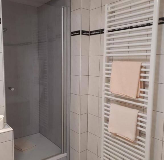Номер Deluxe, Bigger Hof   Wirtshaus Platzhirsch Am Jahnplatz