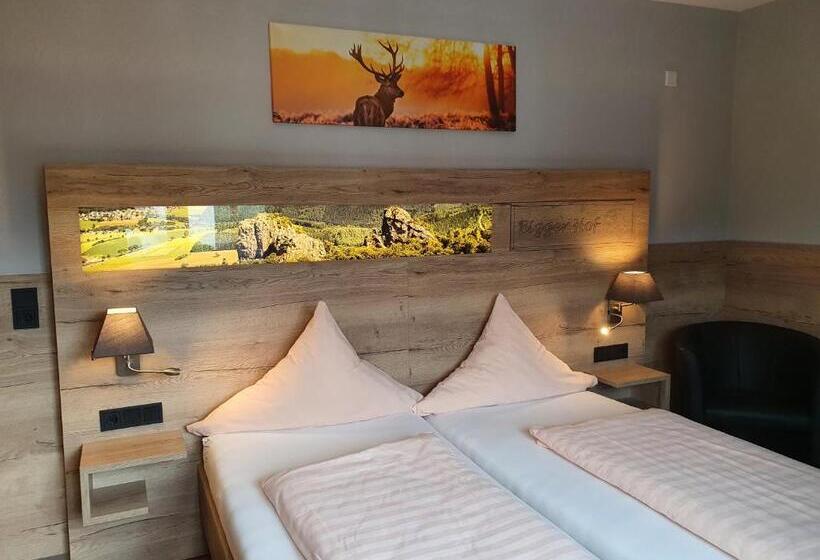 Апартаменты 2 Спальни, Bigger Hof   Wirtshaus Platzhirsch Am Jahnplatz