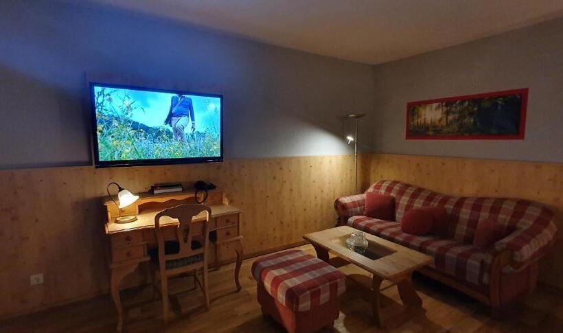 Апартаменты 1 Спальня, Bigger Hof   Wirtshaus Platzhirsch Am Jahnplatz