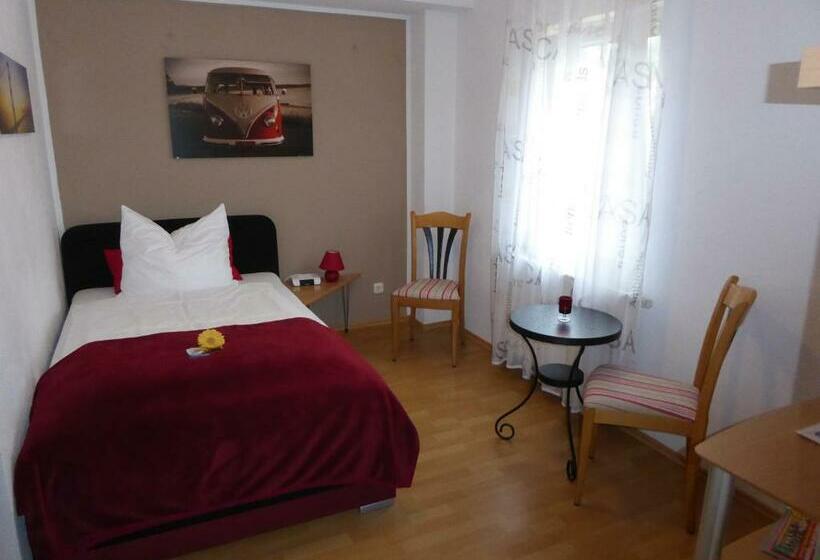 Standard Single Room, Garni Tell