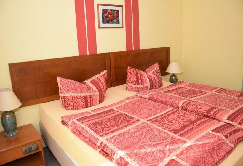 Номер Стандарт Вид на Сад, Marschalls Hotel Am Rennsteig