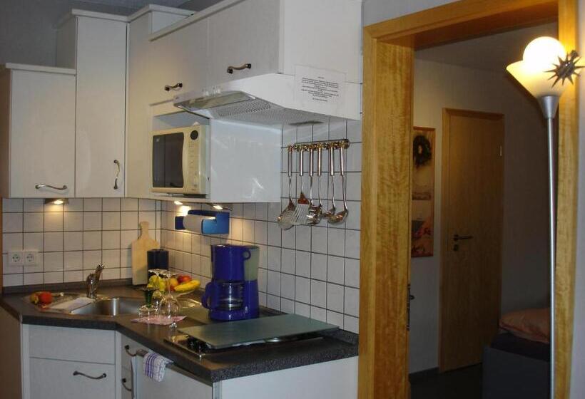 Апартаменты 1 Спальня, Pension Und Ferienwohnungen Schweinsberg