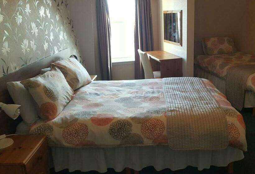 اتاق استاندارد سه نفره, Glen Orchy House