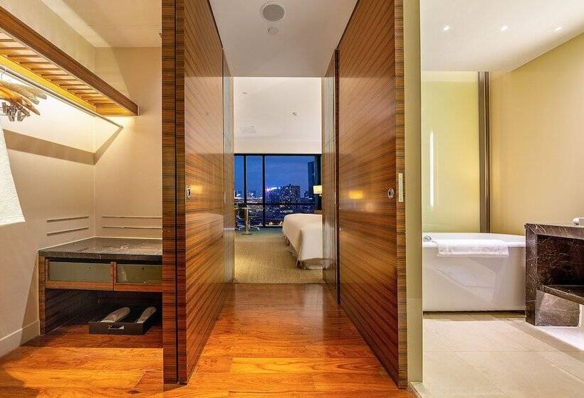 اتاق لوکس, New World Guiyang