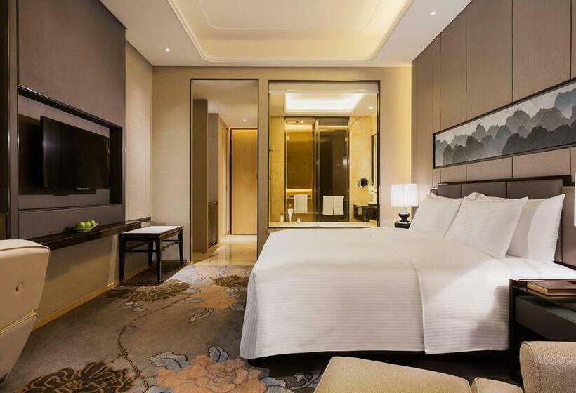 Номер Deluxe Кровать Кинг, Wanda Realm Longyan