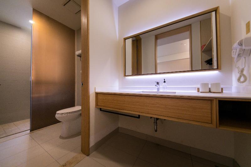 Quarto Superior, Ji Hotel Tianjin Jinwan Square