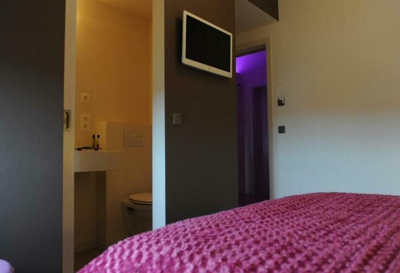 اتاق استاندارد, Charmehotel Villa Saporis