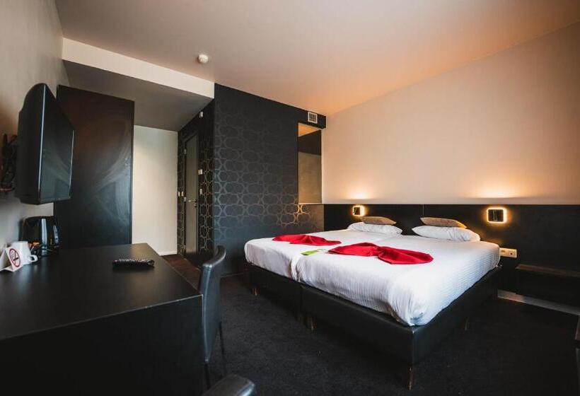 Номер Стандарт, Utopia Hotel   Art & Nature