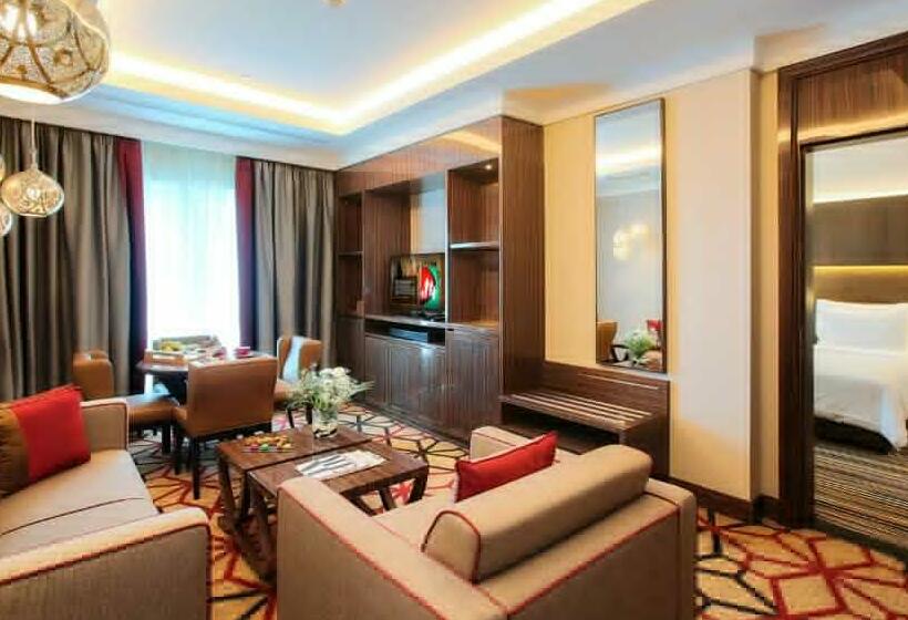 Номер Deluxe, Dusit D2 Kenz Hotel Dubai