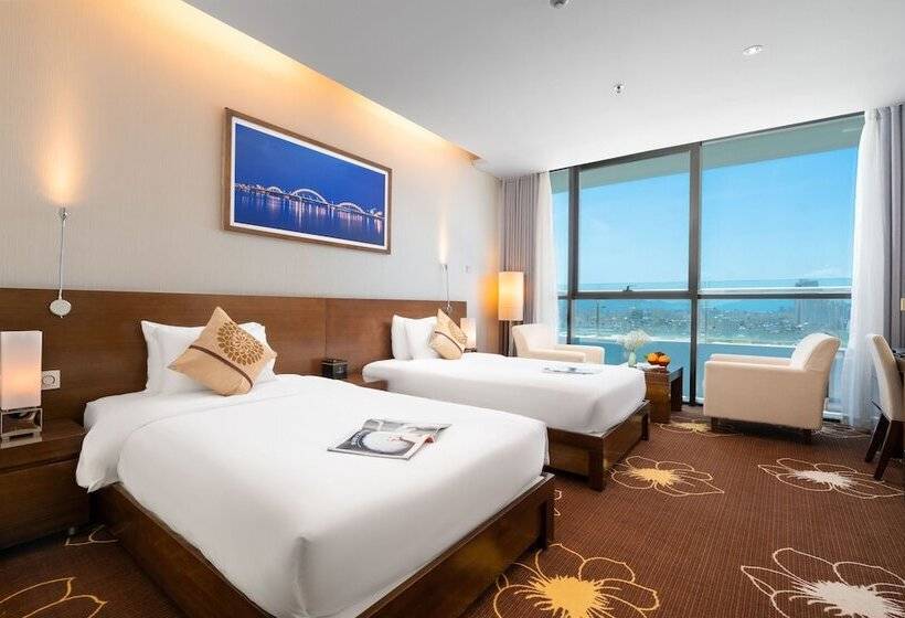 اتاق سوپریور با چشم‌انداز شهر, Grand Tourane Hotel Da Nang
