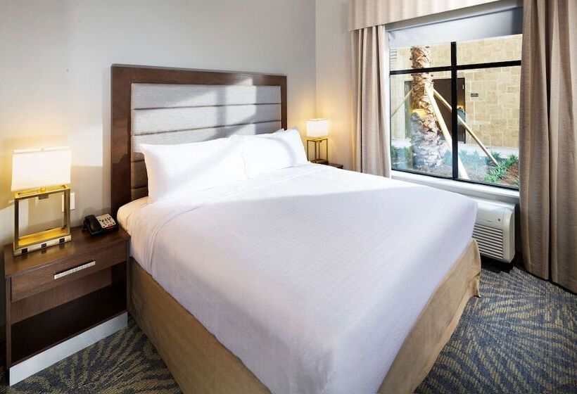 Люкс Кровать Кинг, Homewood Suites By Hilton Houston / Katy Mills Mall