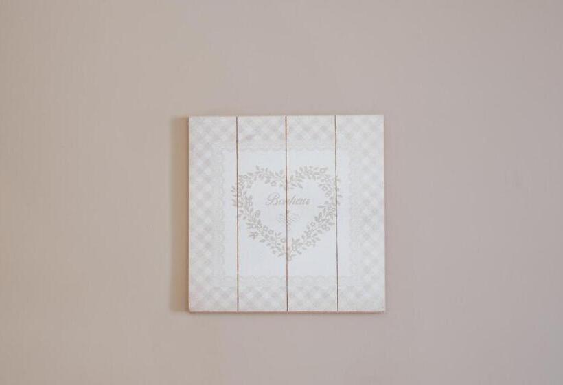 Quarto Estandar, Casa Del Cuore