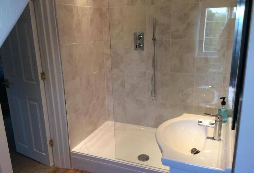 Номер Superior Кровать Кинг, Aberllynfi Riverside Guest House