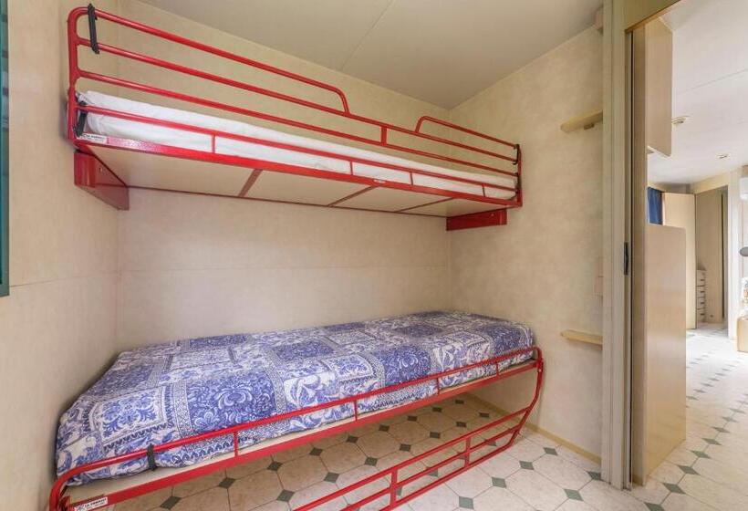 بانگلوی استاندارد, Agriturismo Ss Annunziata