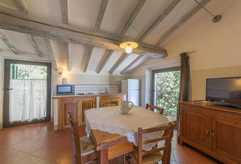 آپارتمان 1 خوابه با تراس, Agriturismo Ss Annunziata