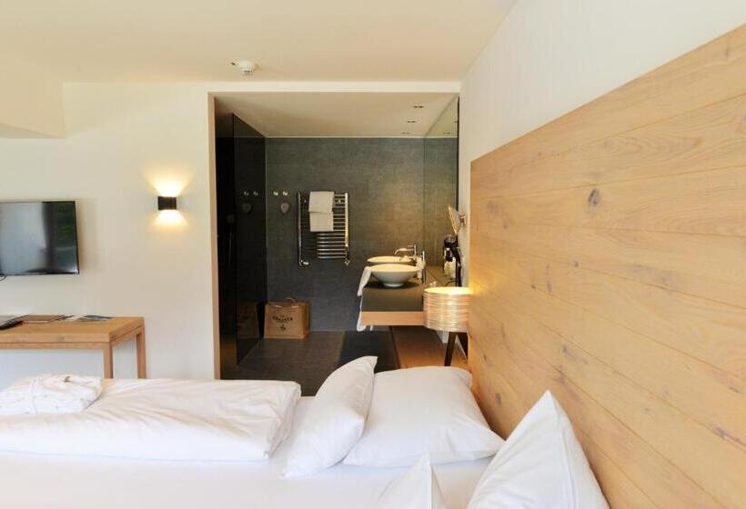 چشم‌اندازهای پهناور سوئیت جونیور, Das Graseck   Mountain Hideaway & Health Care