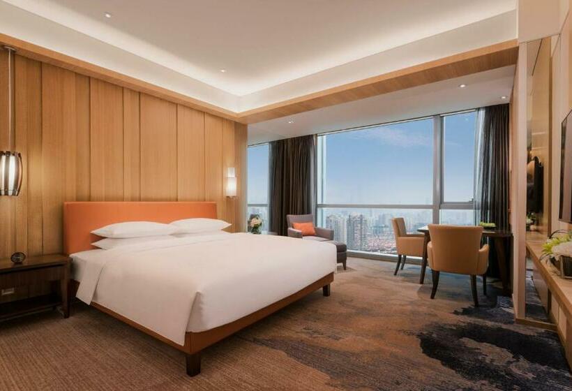 Club Room King Bed, Hyatt Regency Shanghai, Wujiaochang