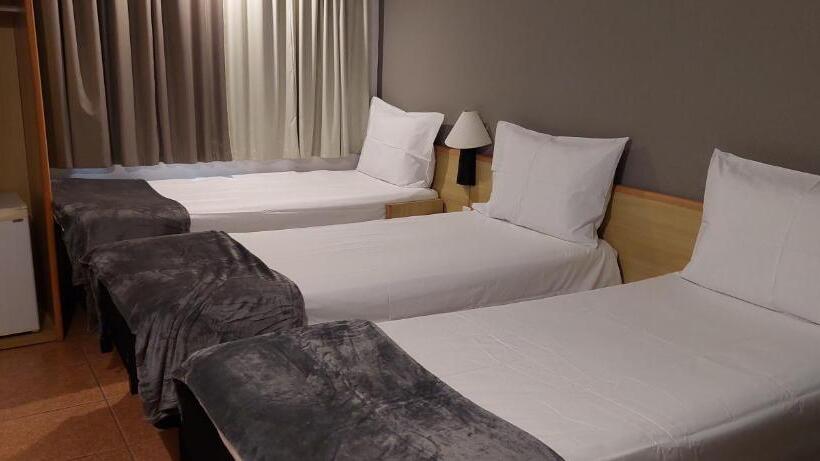 스탠다드 트리플 룸, Ibis Santos Gonzaga Praia