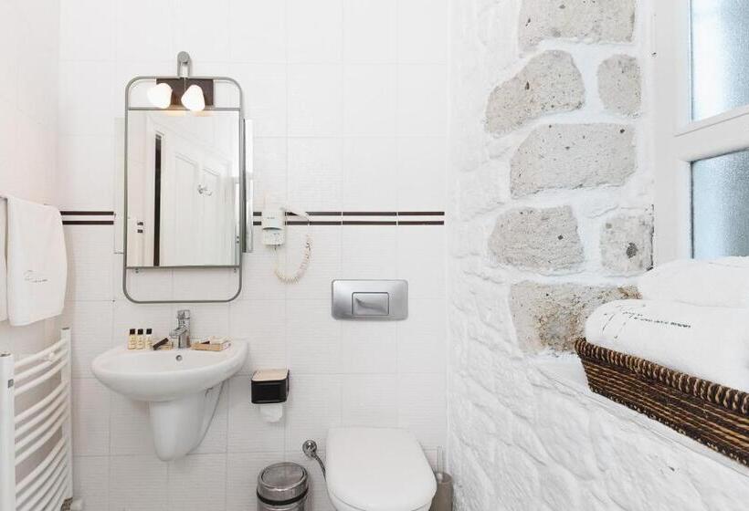 Quarto Deluxe, Panjur Alacati
