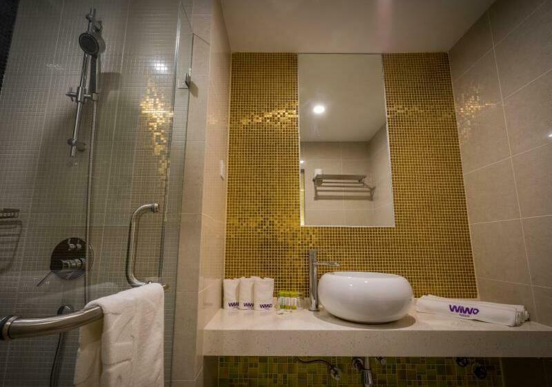 اتاق لوکس سه تخته, Wiwo Hotels