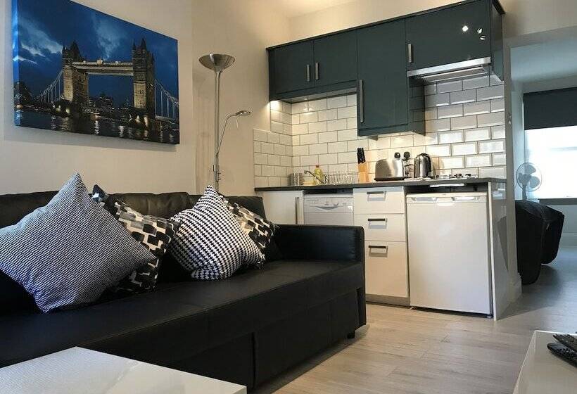 Апартаменты Классик 1 Спальня, Shq Apartments