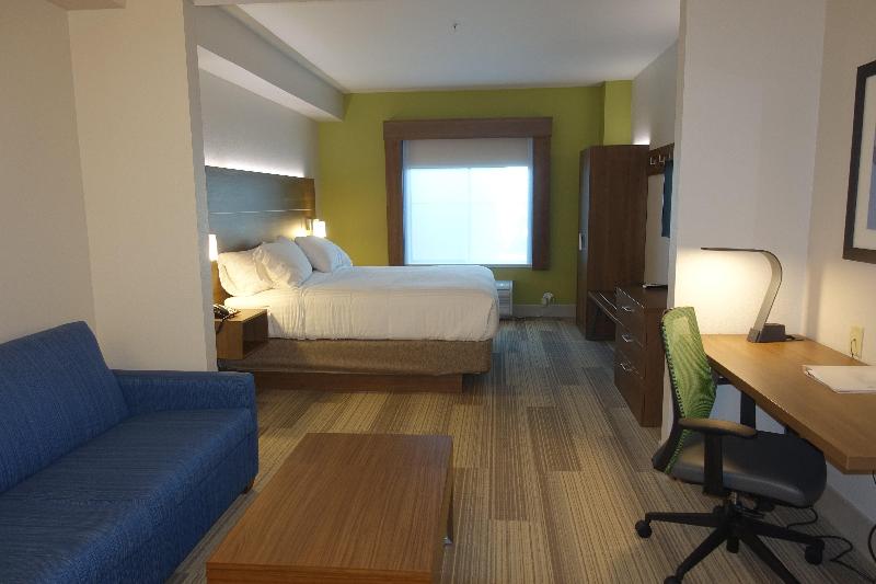 Люкс Кровать Кинг, Holiday Inn Express & Suites Brentwood By Ihg