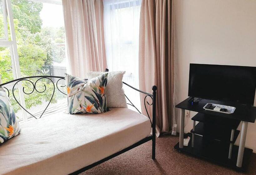 Quarto Familiar Deluxe, Absolute Bosch Guest House