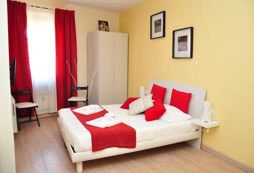 اتاق استاندارد, At Home Bed And Breakfast