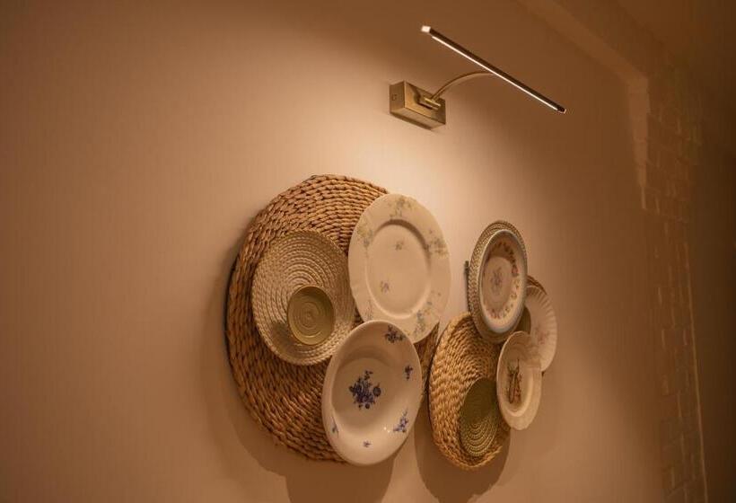 تختخواب در اتاق مشترک, Calm Appart  & Hostel