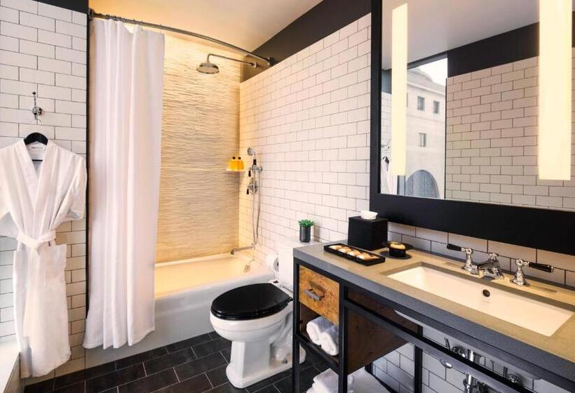 سوئیت برای معلولان, 50 Bowery, Part Of Jdv By Hyatt