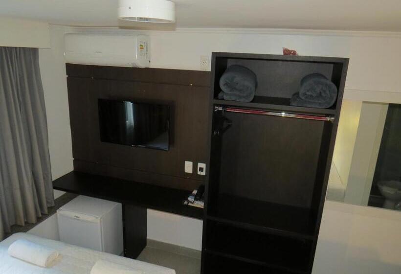 Трехместный Номер Deluxe, Minuano Hotel Express Próx Orla Lago Guaíba, Mercado Público, 300 M Rodoviária