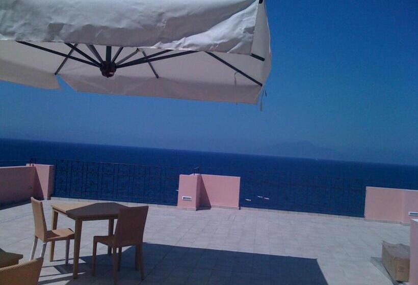 Номер Стандарт Вид на Море, Capri Inn