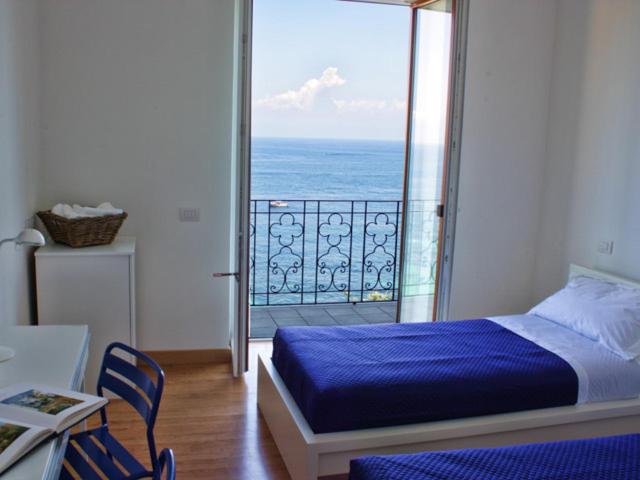 Номер Стандарт Вид на Море, Capri Inn
