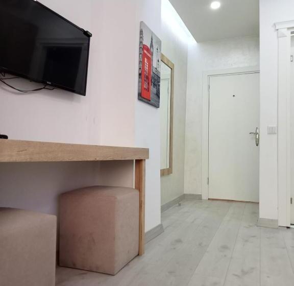 اتاق استاندارد سه نفره, Loren Hotel&suites