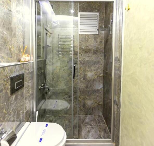 اتاق استاندارد سه نفره, Loren Hotel&suites