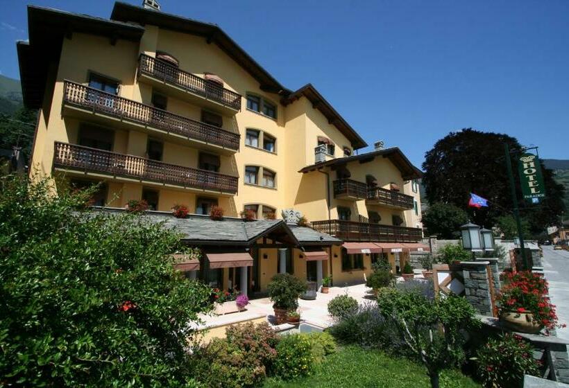 سوییت, Paradise Hotel & Wellness