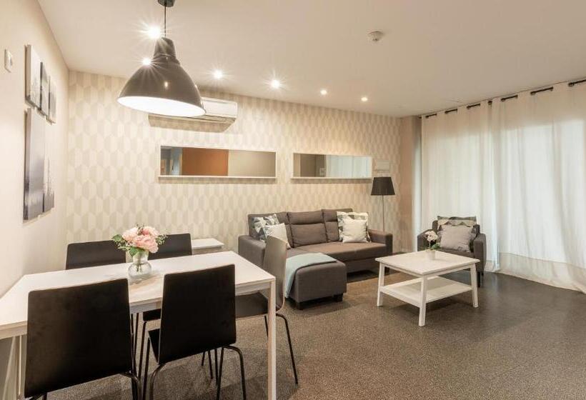 Семейное Студио, Residencia Universitaria Campus Del Mar