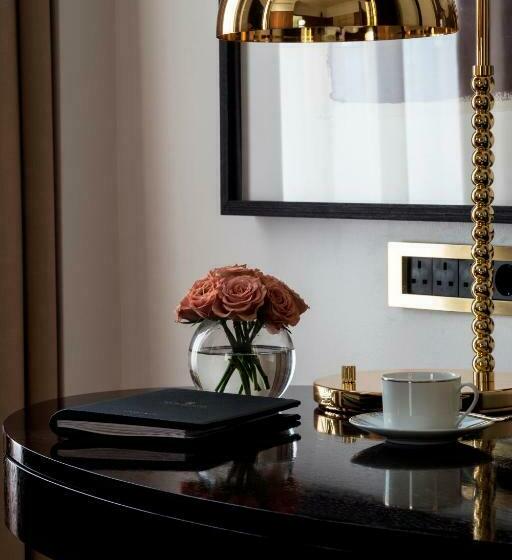 Номер Superior Кровать Кинг, Four Seasons Hotel London At Tower Bridge